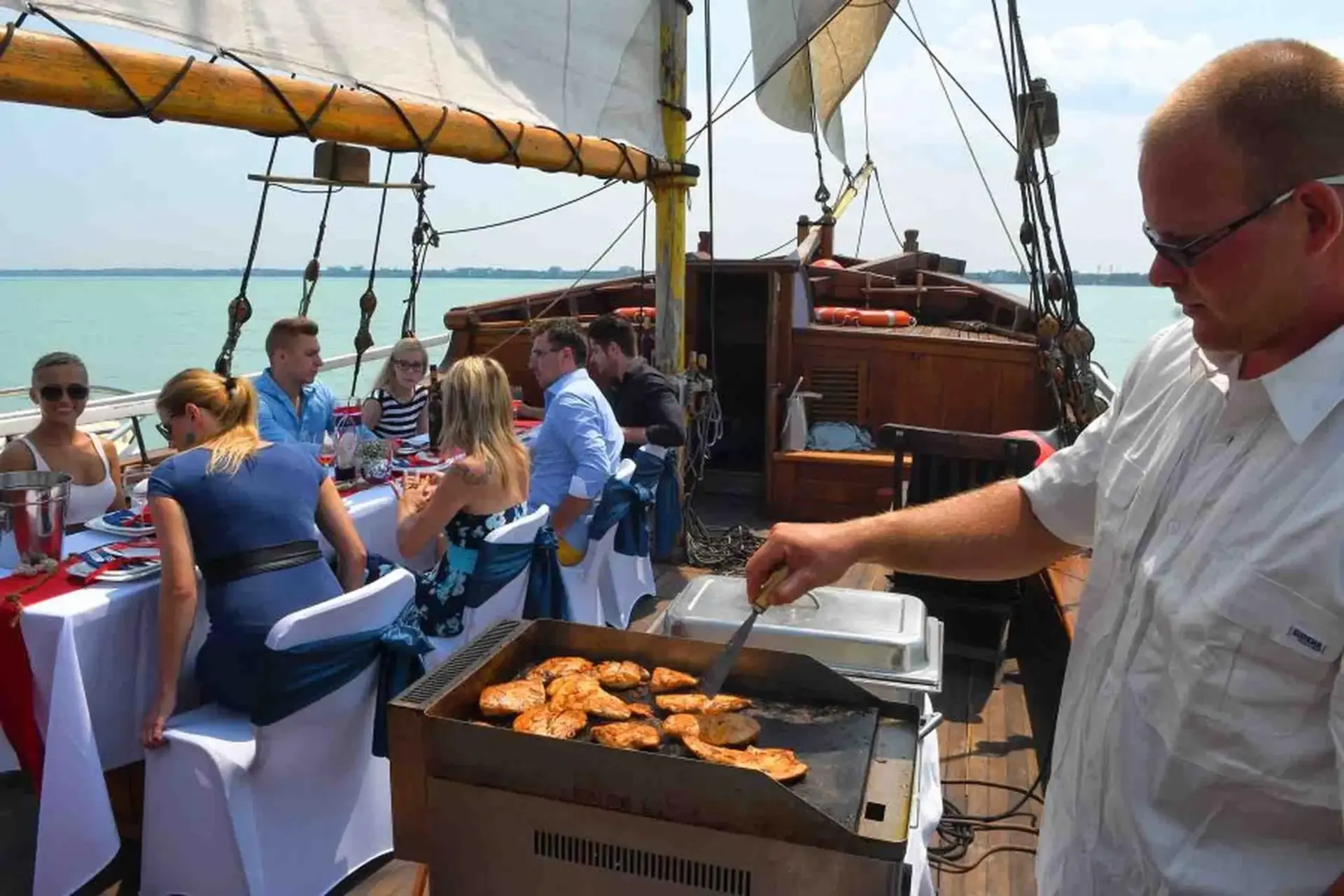 hajó étterem siófok